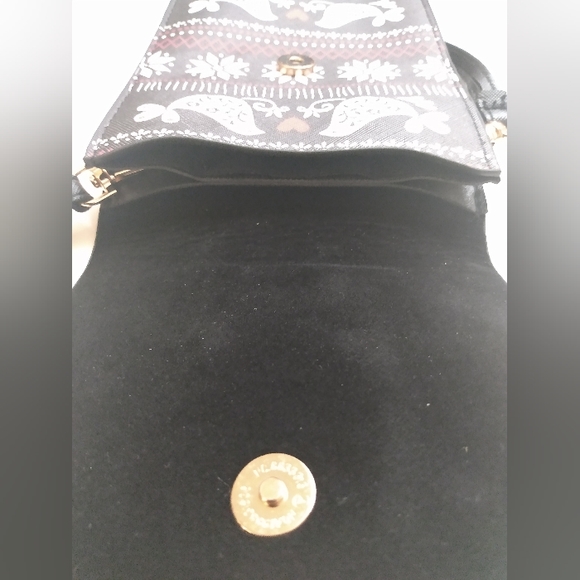 Touch-Screen Wallet Purse. - Picture 4 of 5